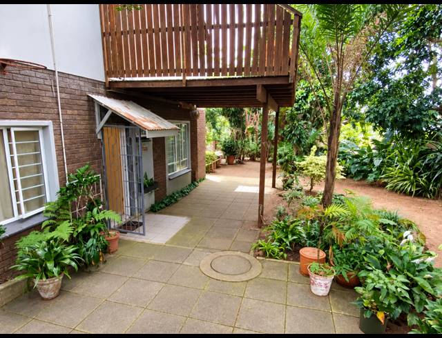 4 BEDROOM FREESTANDING FOR SALE IN WESTBROOK